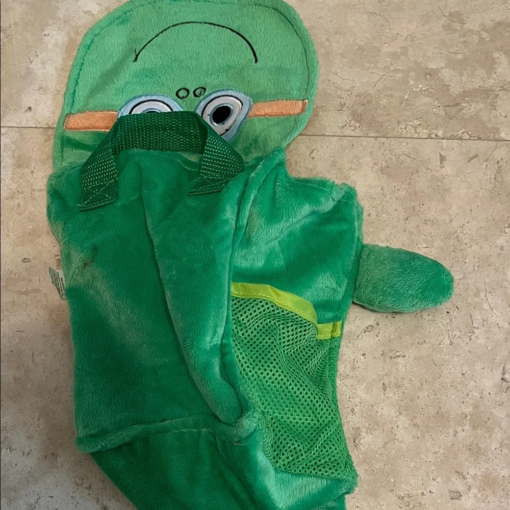 Frog Backpack w/handle and side pocket (Tiny Tillia)